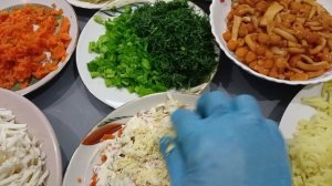 Салат  ,, Грибная полянка'  украшение стола.
