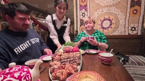 Мукбанг/Ужинаем вкусно в Узбекском кафе./