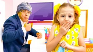 Настя и папа играют в школу. Правила поведения в школе для детей