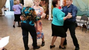 20251221 Танцы под песню Это я для тебя одной на гармошке двухрядной играю клуб Трансмаш город Орёл