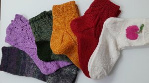 ИТОГИ в "сп-носочный календарь-2025".Мои 13 пар одёжек для ножек...