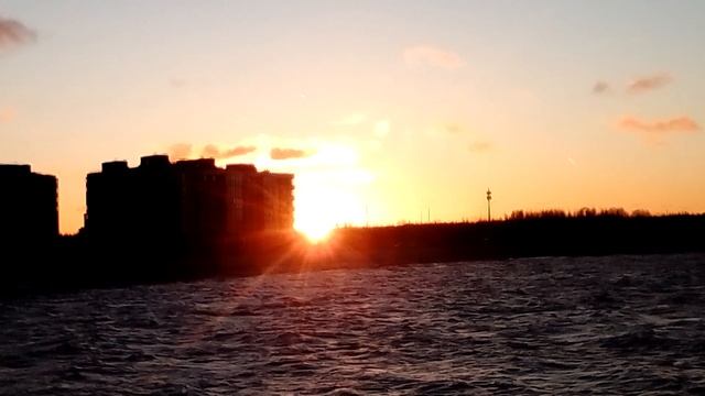 Закат и два самолёта смотреть онлайн