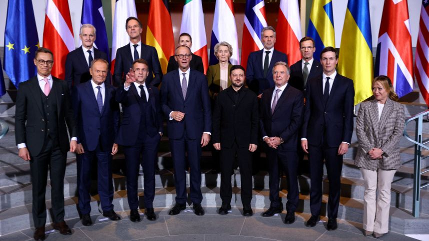 От единства к микрозайму: почему ЕС не рискнул тронуть замороженные российские активы