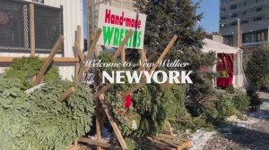 4K🇺🇸NYC_Winter_Walk🎄Christmas_Vibes_in_SoHo🎅🏻🎁_Festive_Holiday_Decorations