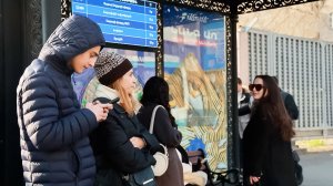 Умные электронные табло с временем прибытия транспорта установили на остановках Еревана