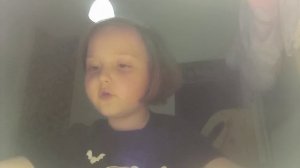 я делаю уроки под музыку часть какая-то