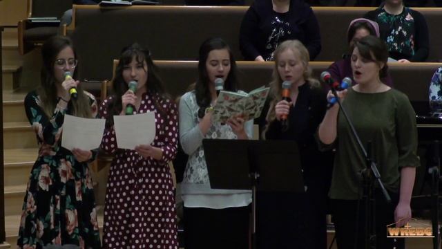 Взор поднимаю к лазурному небу..