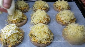 Всё под румяной корочкой. Вкусно будет всем.