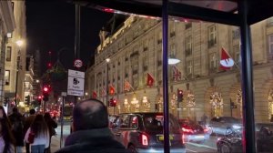 Москва в Рождество 2025 город сверкающих огней и зимнего настроения ❄️