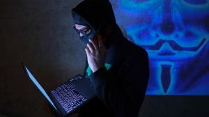 Россиян предупредили о мошеннической схеме с доставкой подарков