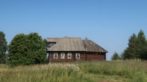 Заброшенные деревни Костромской области среди болот. Огромные дома на краю земли. Уходящая Русь