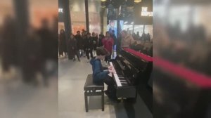 I played RUSH E in public then this happened… 😯