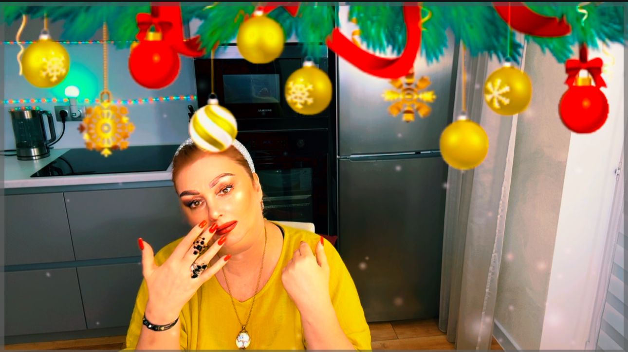 Куча накрутила себе просмотры и пописчиков, а Фуфел накинулся на ее мокрую🐱прямо в кафе губами 😱😲 смотреть онлайн