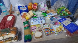 Сегодня без Поли ходила в магазин