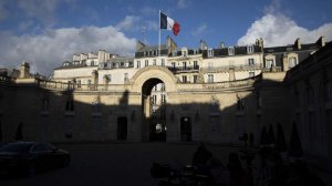 Елисейский дворец рассмотрит возможность проведения переговоров Путина и Макрона