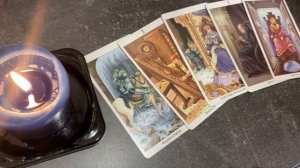 Его планы на соперницу? Таро расклад 🔮
