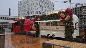 Санкт Петербург. Васильевский остров.  Севкабель Порт. Теплый декабрь.