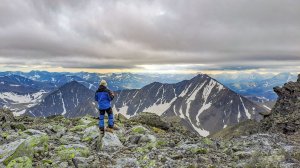 ✨ Холодный июль 2025 года в горах Урала, 10-16 июля 2025 года. Часть 1 🌧 👣 🎒
