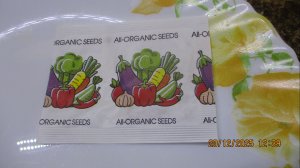 ОЗОН "ДОБРАЛСЯ" и до меня! Купила семена томатов на ОЗОНЕ! Очень сомневаюсь... Буду проверять!