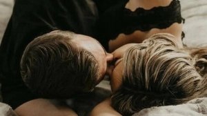 Он не свободен 💥 Что у Него с Женой 🏡 Что у Него к Вам 🤔 
#гадание#таро#расклад