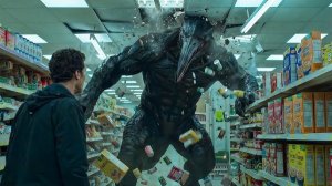 Мужчину преследует СТРАШНОЕ СУЩЕСТВО, которое питается страхами, медленно СВОДЯ С УМА [пересказ]