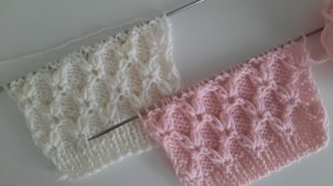 Очаровательный узор поворотными рядами.