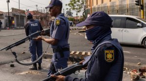 Десять человек погибли при стрельбе в ЮАР