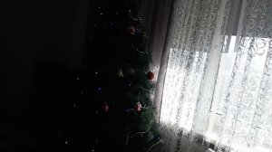 Скоро новый год. Наряжаем ëлку🎄