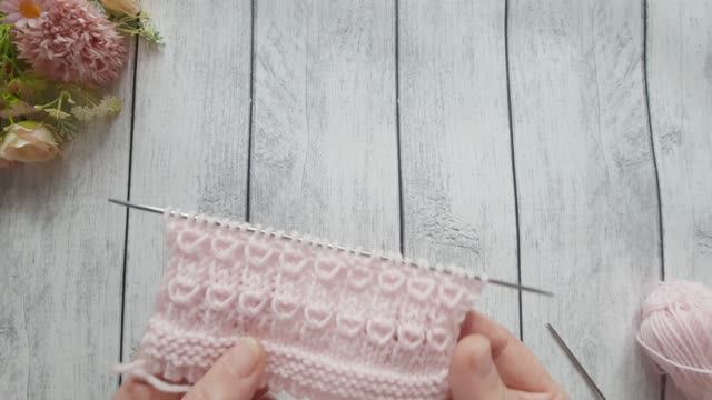 Легкий узор для джемпера, кардигана и не только.. смотреть онлайн