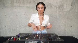 LEISAN - House  Set @ Los  Angeles, California   House DJ Mix - January 26th , 2023