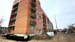 Югорчане к Новому году закончат восстановление пятиэтажки в Авдеевке