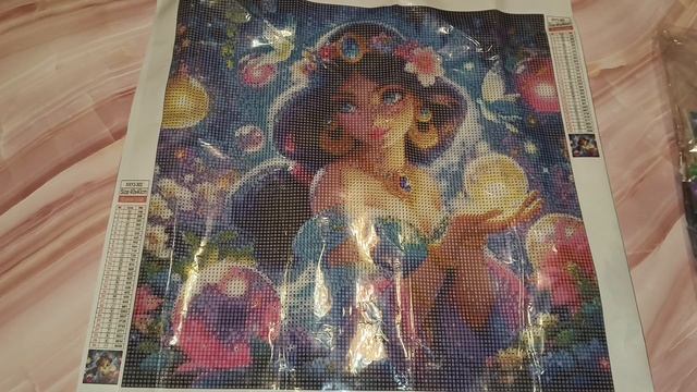 Пополнение в алмазной  хомячиной кладовочке.