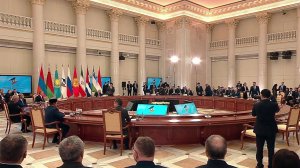 В Санкт-Петербурге проходит традиционная неформальная встреча лидеров государств СНГ.