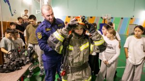 В школе-интернате Русскинской провели урок по пожарной безопасности