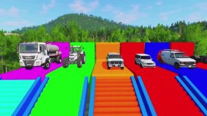 СМОТРИ МУЛЬТИКИ ПРО МАШИНКИ! Кто выживет на трассе с лавой и гигантской лужей?