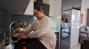 МУКБАНГЕМ С АППЕТИТОМ И РАССКАЗЫВАЮ ПОСЛЕДНИЕ НОВОСТИ