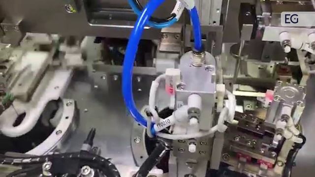 Станок для тороидальной намотки катушек XT-CH001s смотреть онлайн