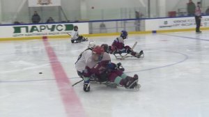 Второй этап любительской лиги по следж-хоккею проходит в Дзержинске