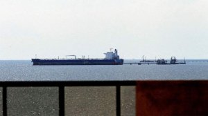 СМИ узнали о владельце остановленного США танкера Bella 1