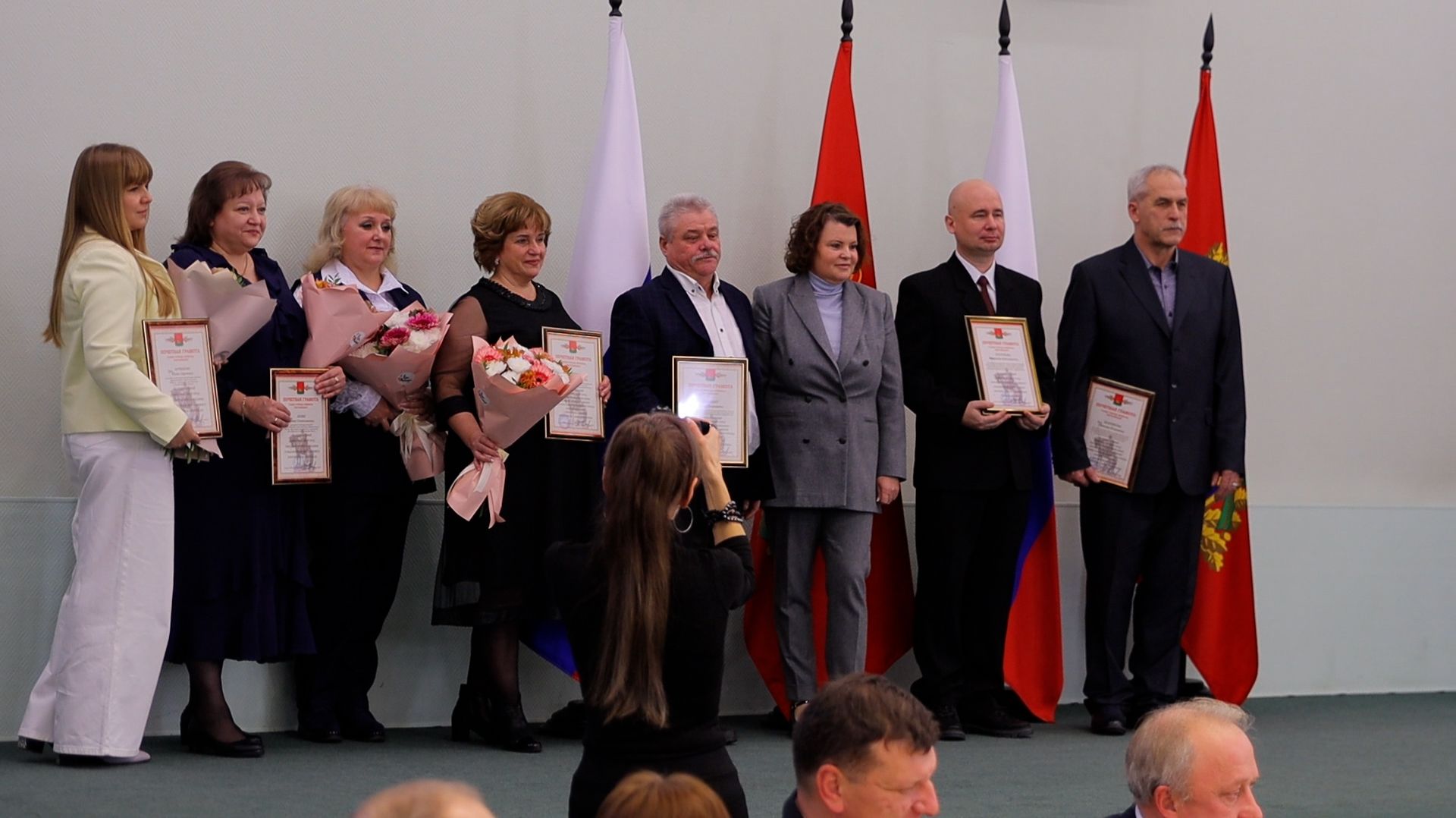 Брянских энергетиков поздравили с профессиональным праздником смотреть онлайн