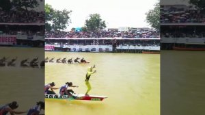 Гонка на лодках в Индонезии