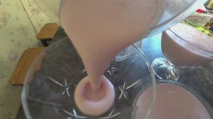 Молочно-ягодный десерт с маскарпоне