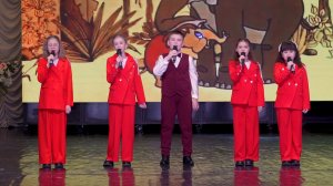 Вокальная  студия " Ириски " , рук. Ю. Восканян . " Песенка мамонтёнка "