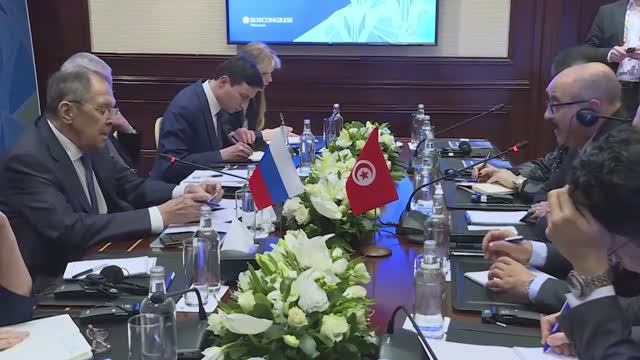 Министр С.В.Лавров в ходе встречи с Министром иностранных дел Туниса М.Нафти, Каир, 20 декабря 2025