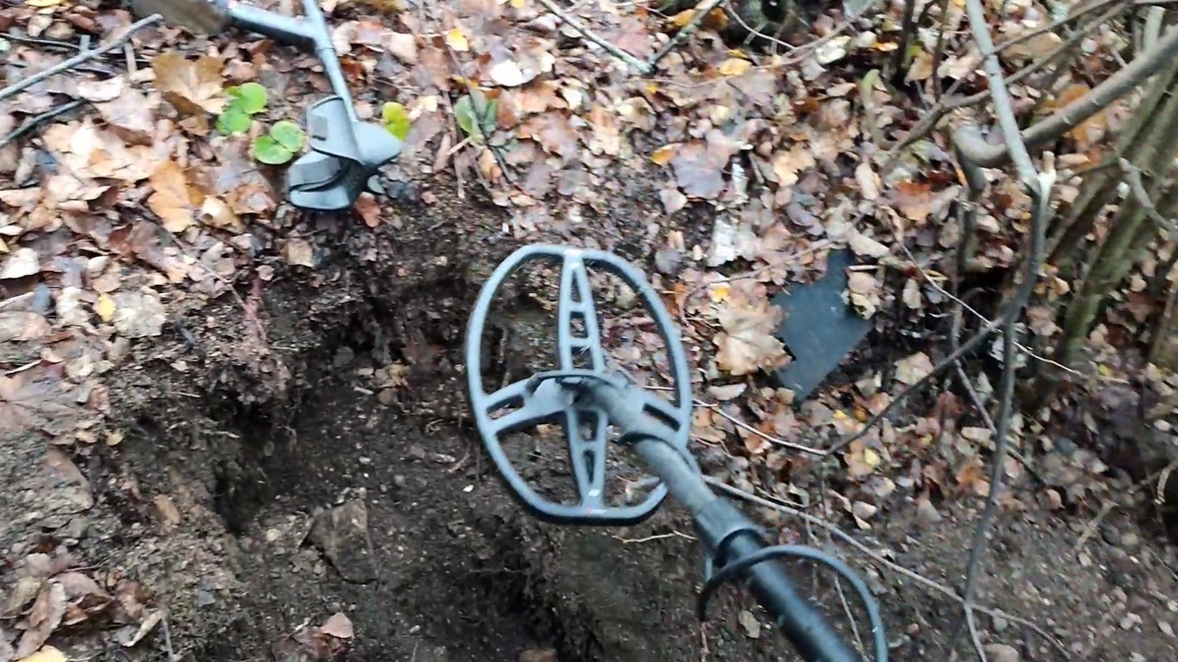 Соревнование двух металлоискателей!!! смотреть онлайн