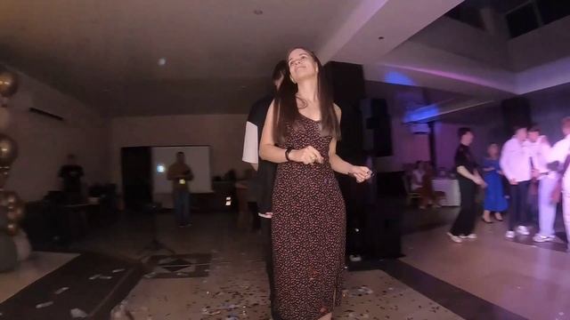 Елисей и Мама