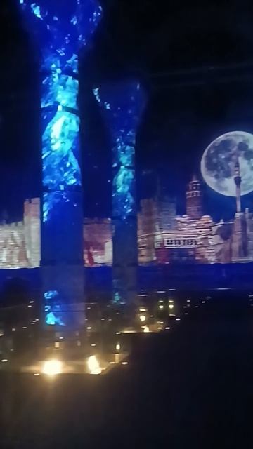 Световое шоу в Цистерне Феодосия, Стамбул, Турция (Theodosius Cistern, Istanbul, Turkey)