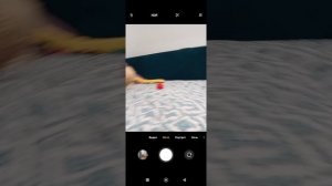 влад показывает как он украсил комнату