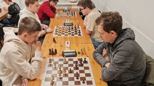 Полковникян Артем	(FM 2167) - Киселев Виталий	(GM 2429)