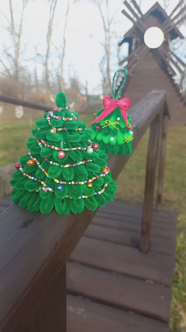 Колокольчик-ёлочка из синельной проволоки смотреть онлайн